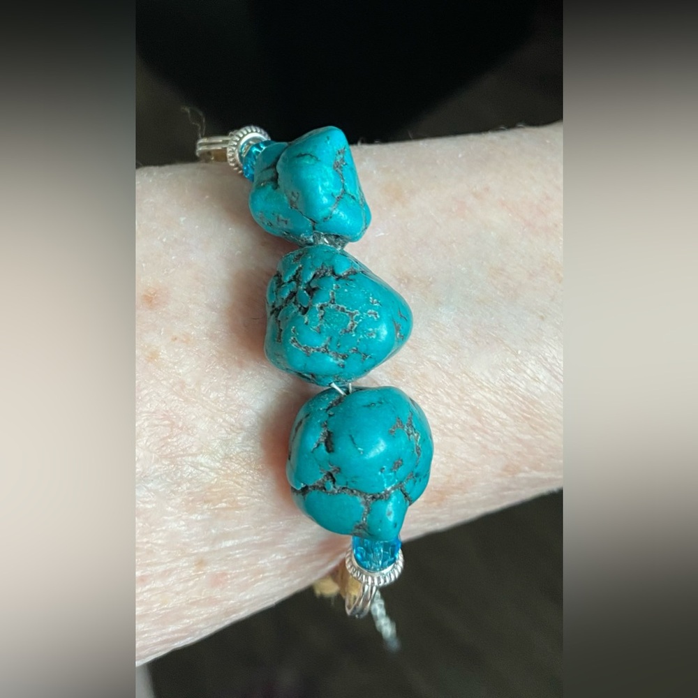 NEW Turquoise Howlite bracelet - Picture 8 of 8